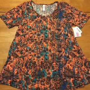 Lularoe M Perfect T